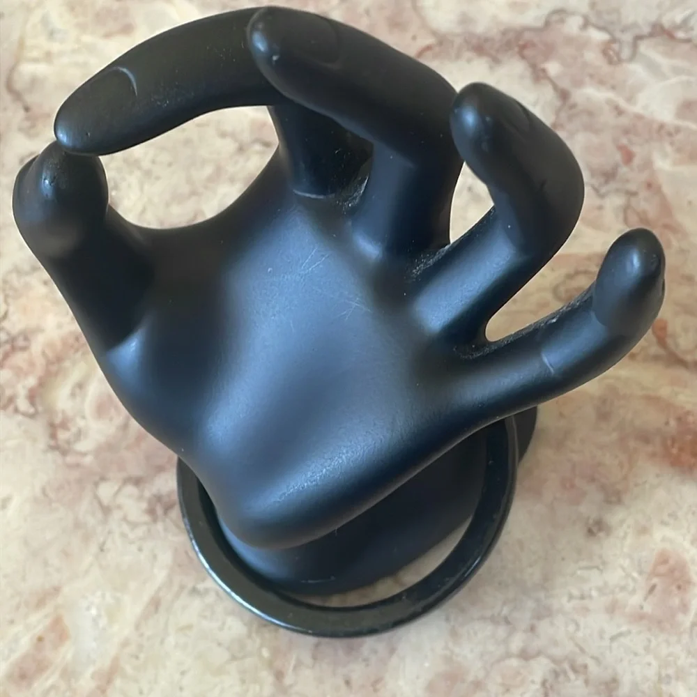 EUC~Woman’s Set Of 5 Vintage Black Bracelet Lot - Picture 9 of 11